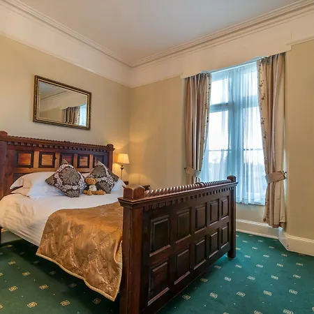 The Ravensworth- Adults Only 2*